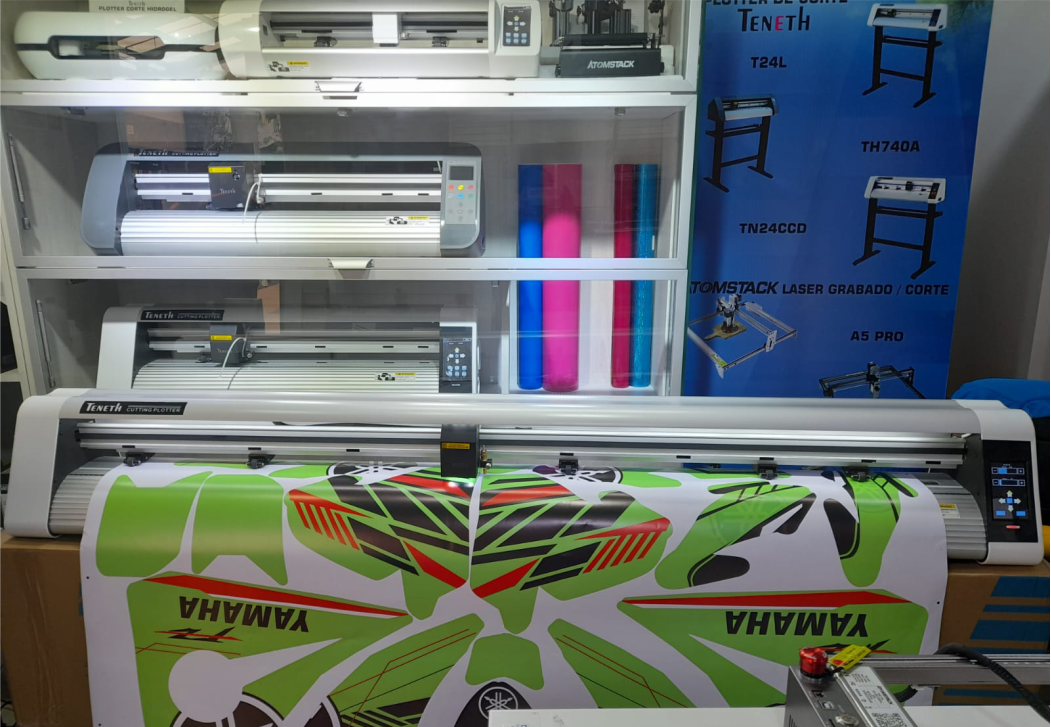 Plotter TN24CCD registro automatico corta vinil Innova Afe